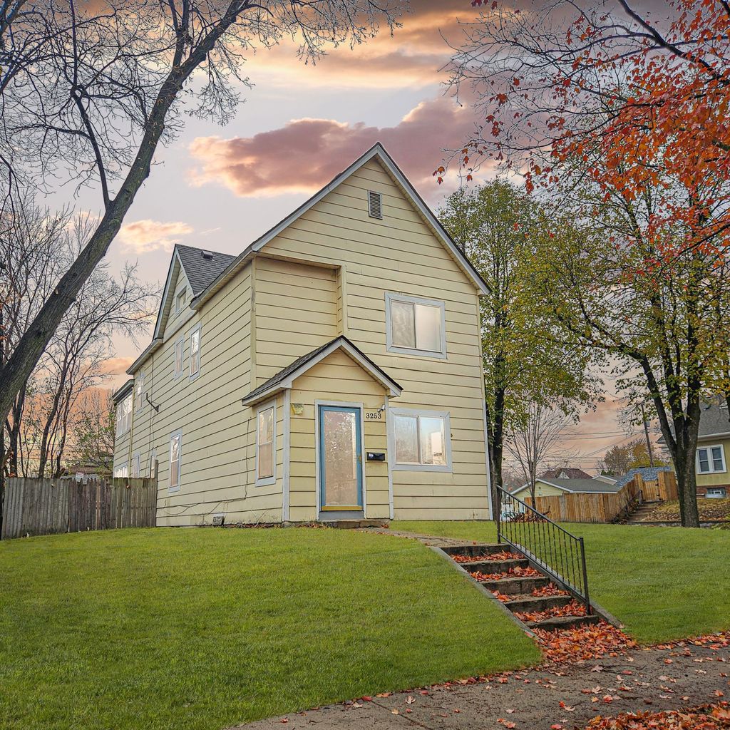 Photo of 3253 Humboldt Avenue N, Minneapolis, MN 55412 (MLS # 6825594)