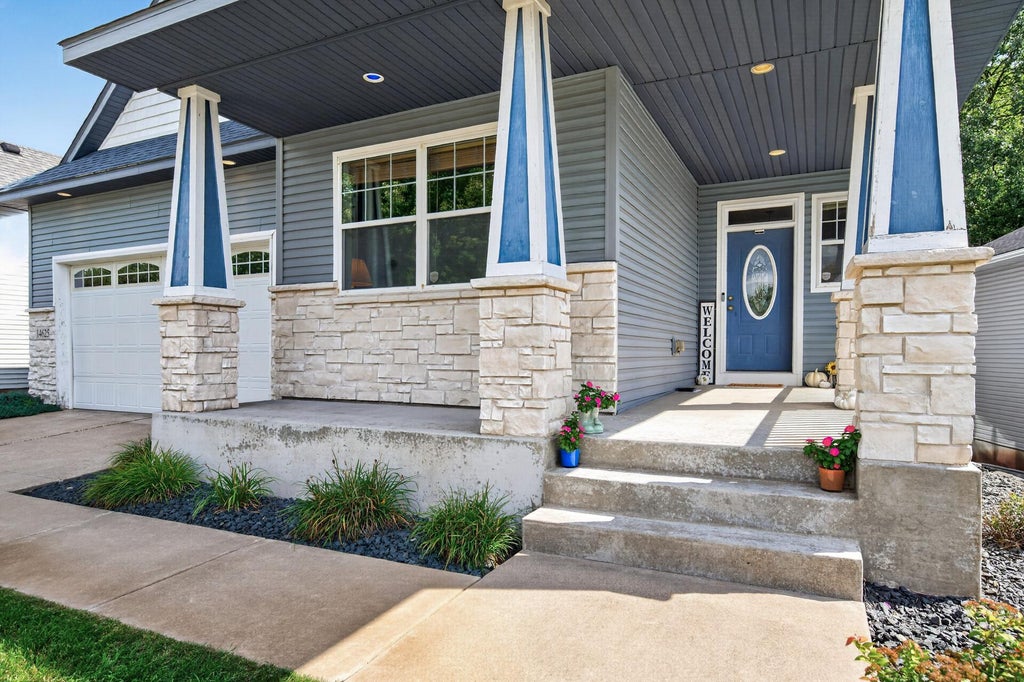 Photo of 14625 Quicksilver Street NW, Ramsey, MN 55303 (MLS # 7146301)
