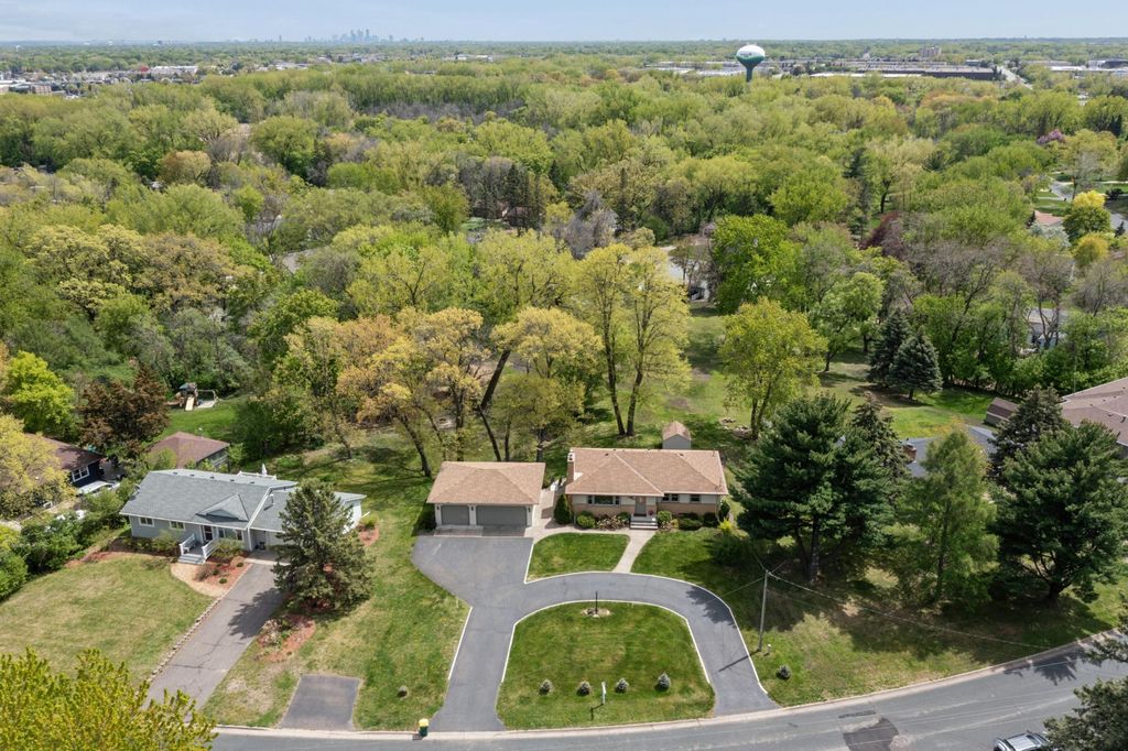 Photo of 8108 Mount Curve Boulevard, Brooklyn Park, MN 55445 (MLS # 7071447)