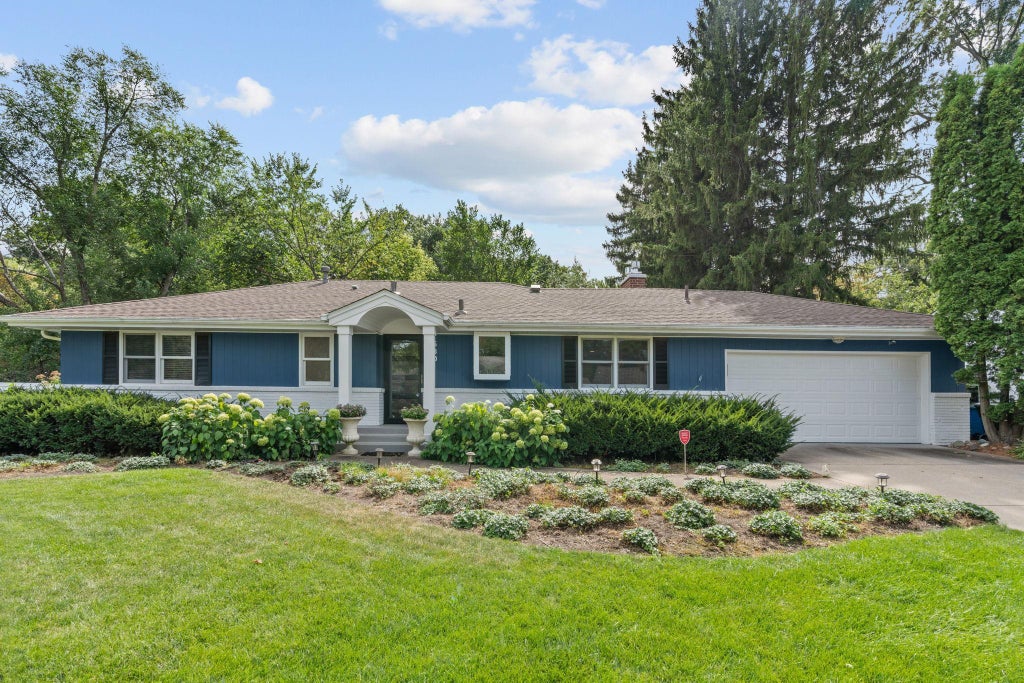 Photo of 5301 Windsor Avenue, Edina, MN 55436 (MLS # 7142985)
