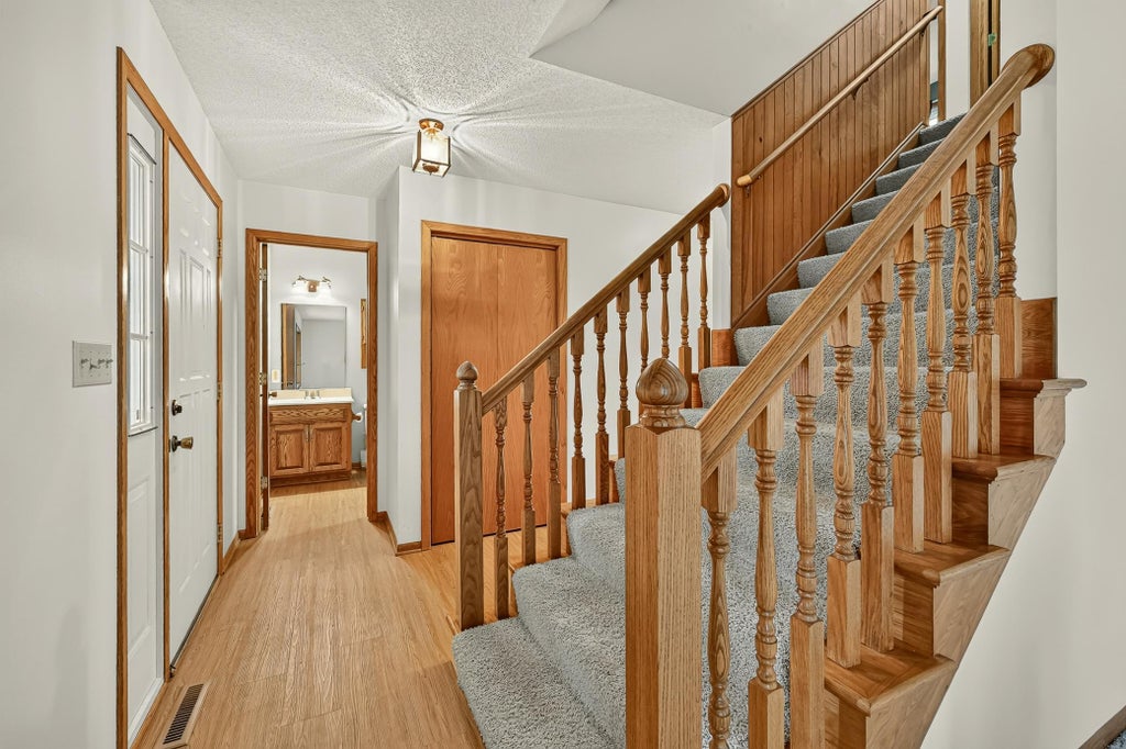 Photo of 2829 Shadow Drive SE, Rochester, MN 55904 (MLS # 7160683)