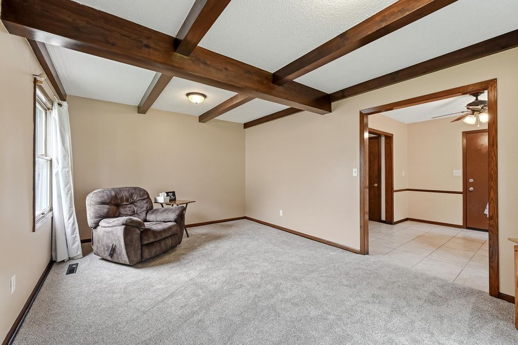 Photo of 1805 Marvale Avenue SE, Rochester, MN 55904 (MLS # 7101375)
