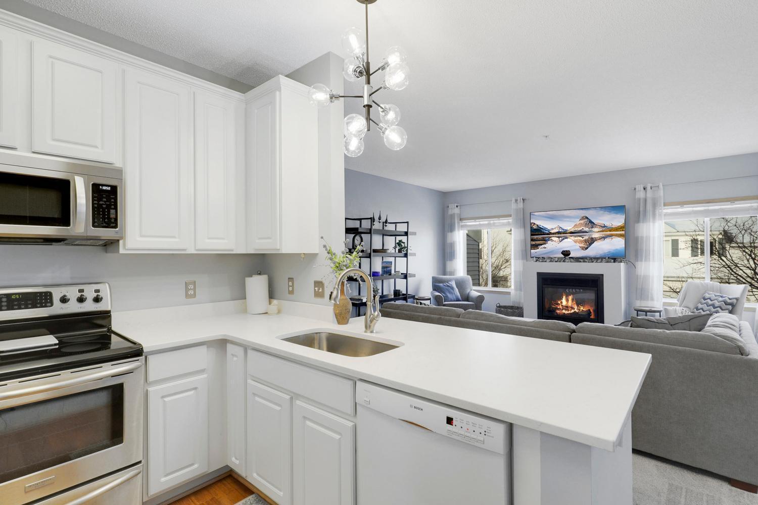 3844 Abercrombie Lane