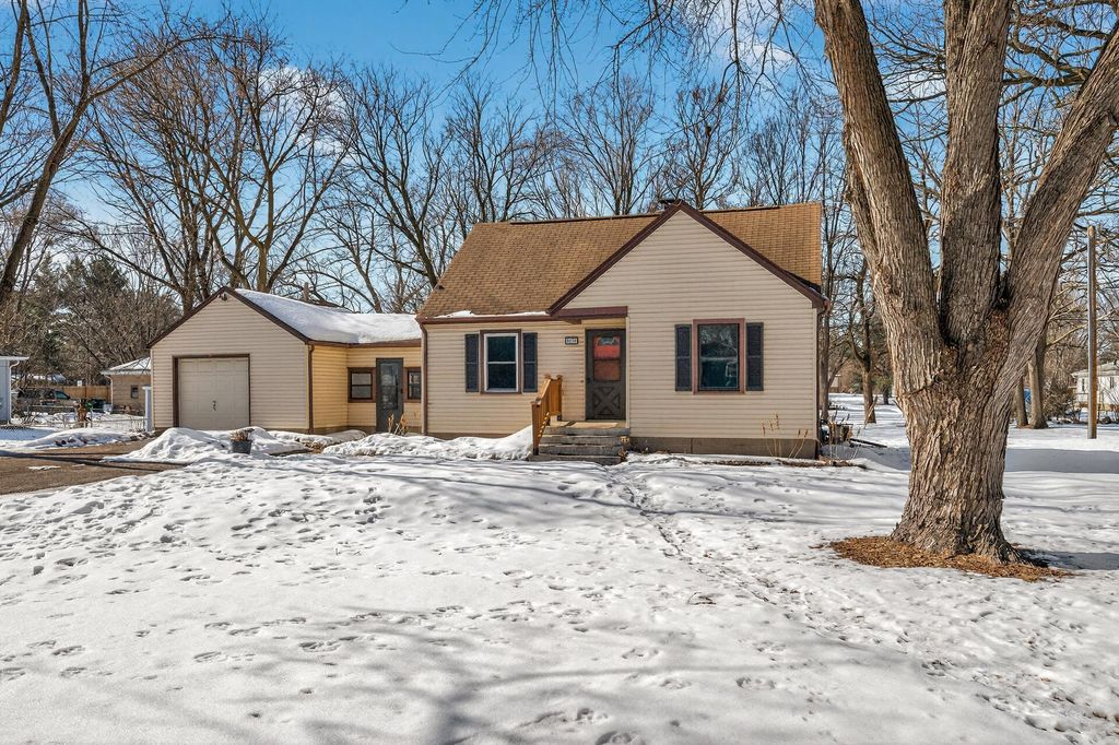 Photo of 8510 Hastings Street NE, Blaine, MN 55449 (MLS # 7015193)