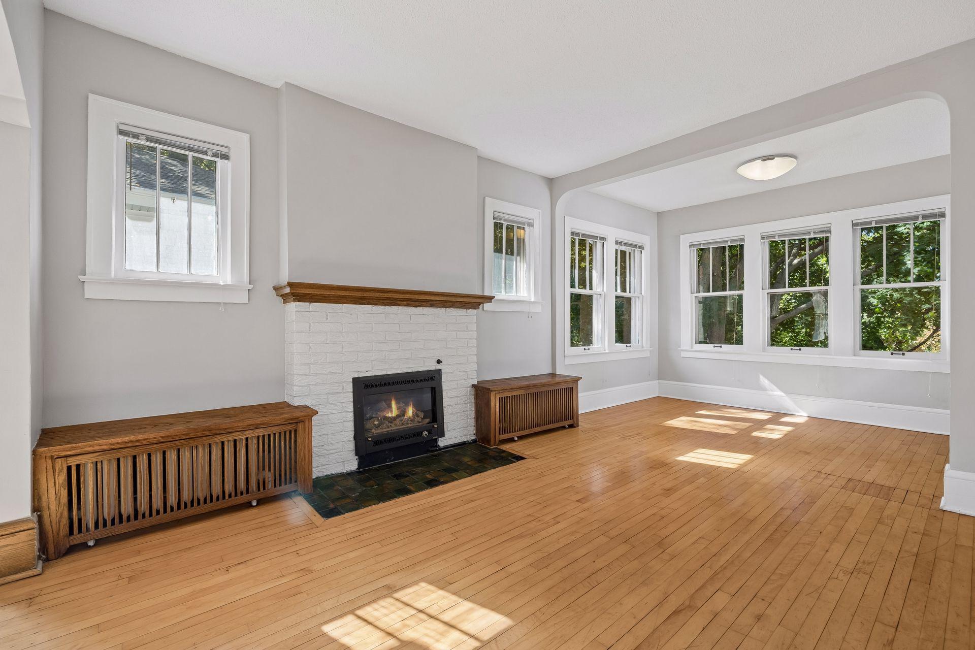 629 Kenwood Parkway