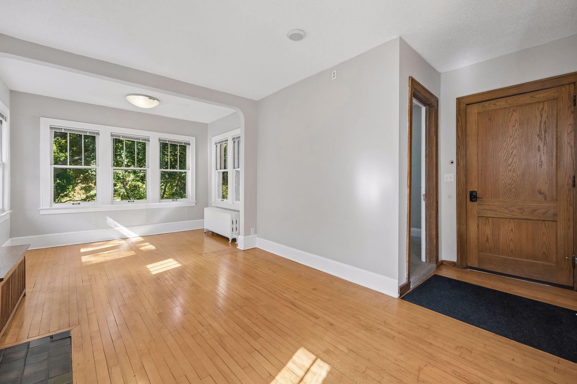 629 Kenwood Parkway
