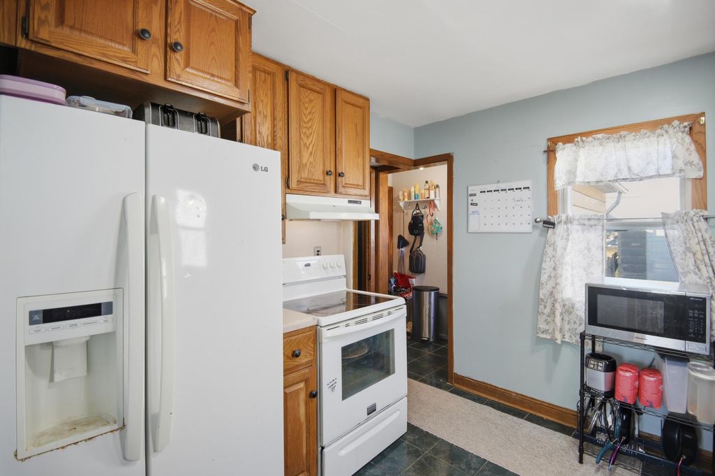 Photo of 1901 E Oakland Avenue, Austin, MN 55912 (MLS # 7011019)