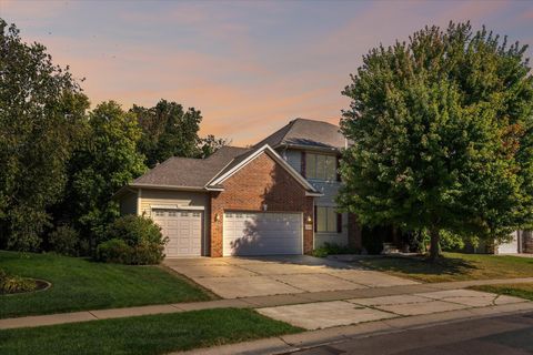 18534 98th Place N Maple Grove MN 55311