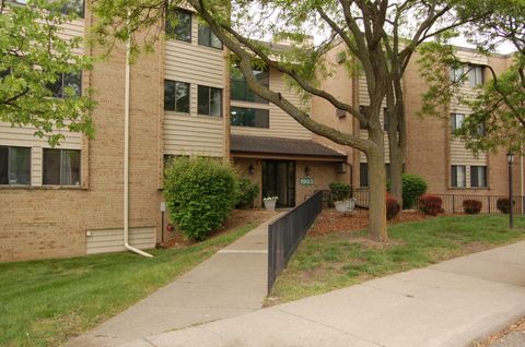 1903 Silver Bell Road 219 Eagan MN 55122