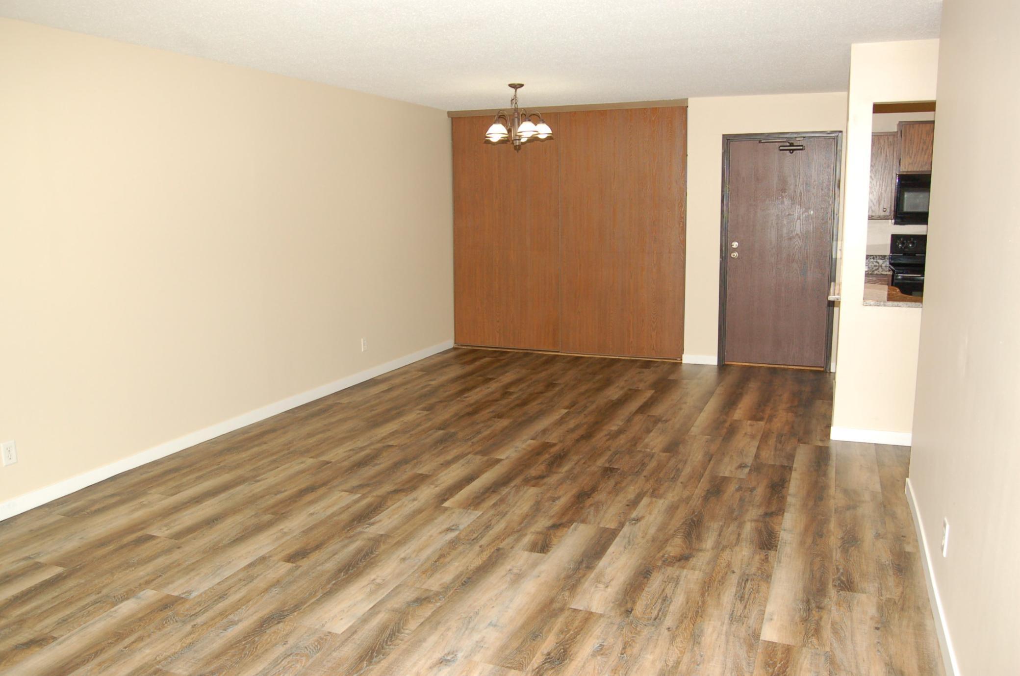 1903 Silver Bell Road 219