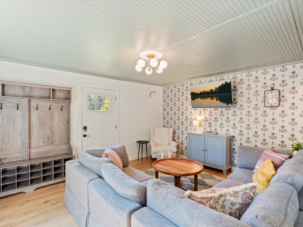 12698 Omega Lane