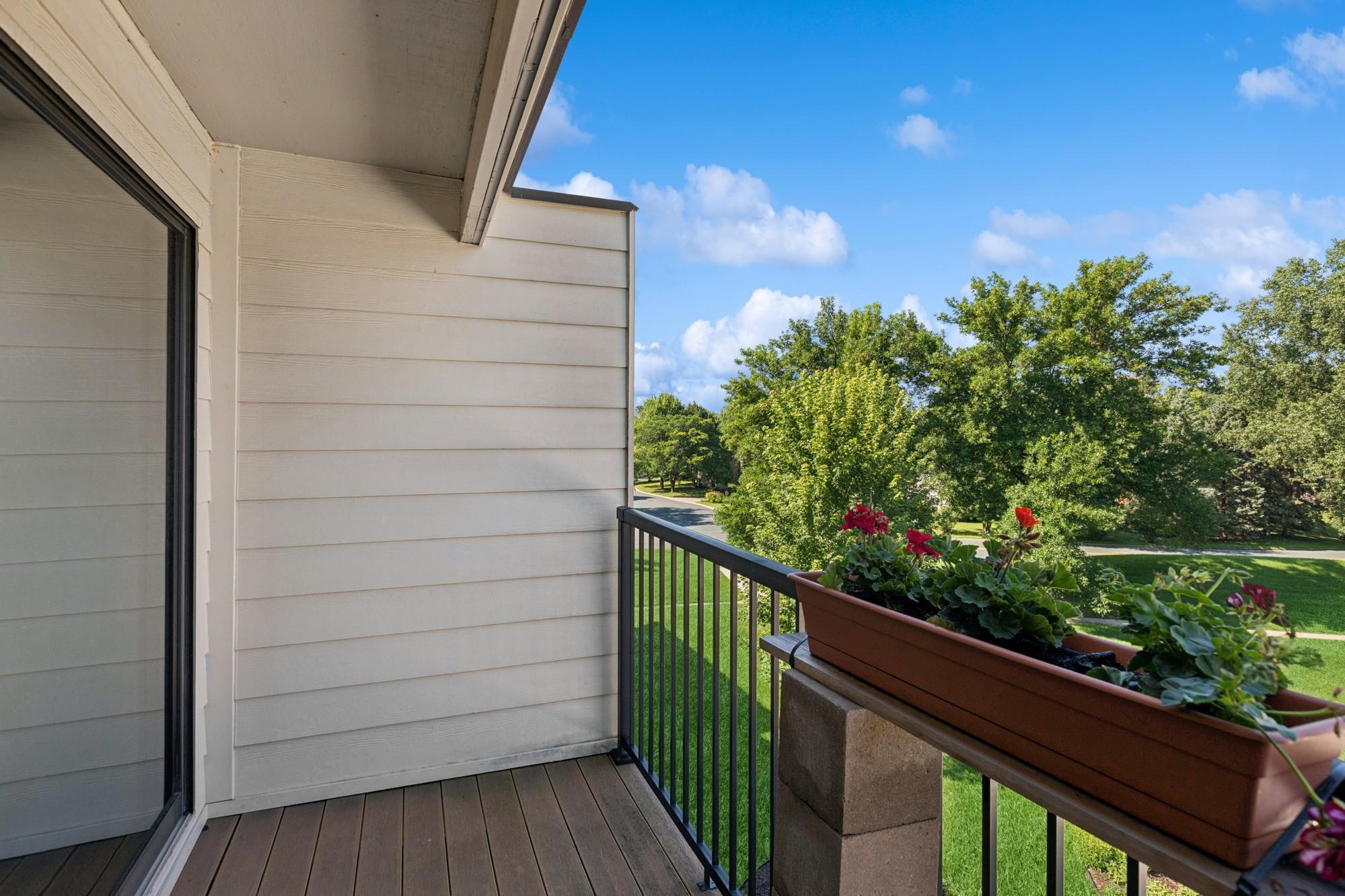 4 Pine Tree Drive 324