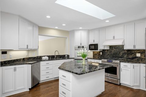 7798 Lochmere Terrace Edina MN 55439