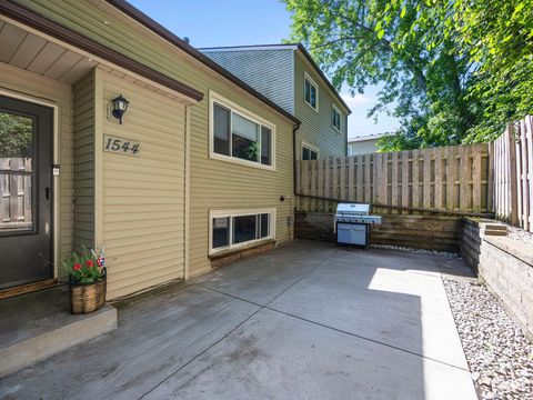 1544 Greenwood Court N Eagan MN 55122