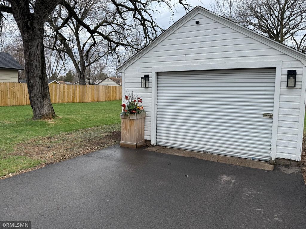 Photo of 303 8th Avenue S, Princeton, MN 55371 (MLS # 7057847)