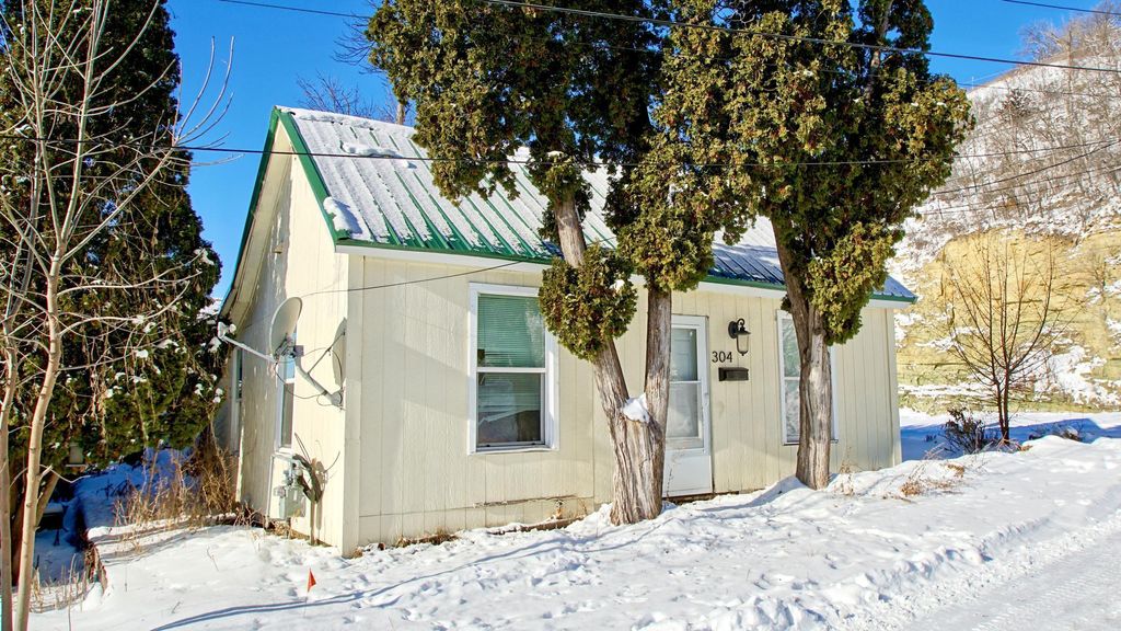 Photo of 304 Sanderson Street, Red Wing, MN 55066 (MLS # 7002405)