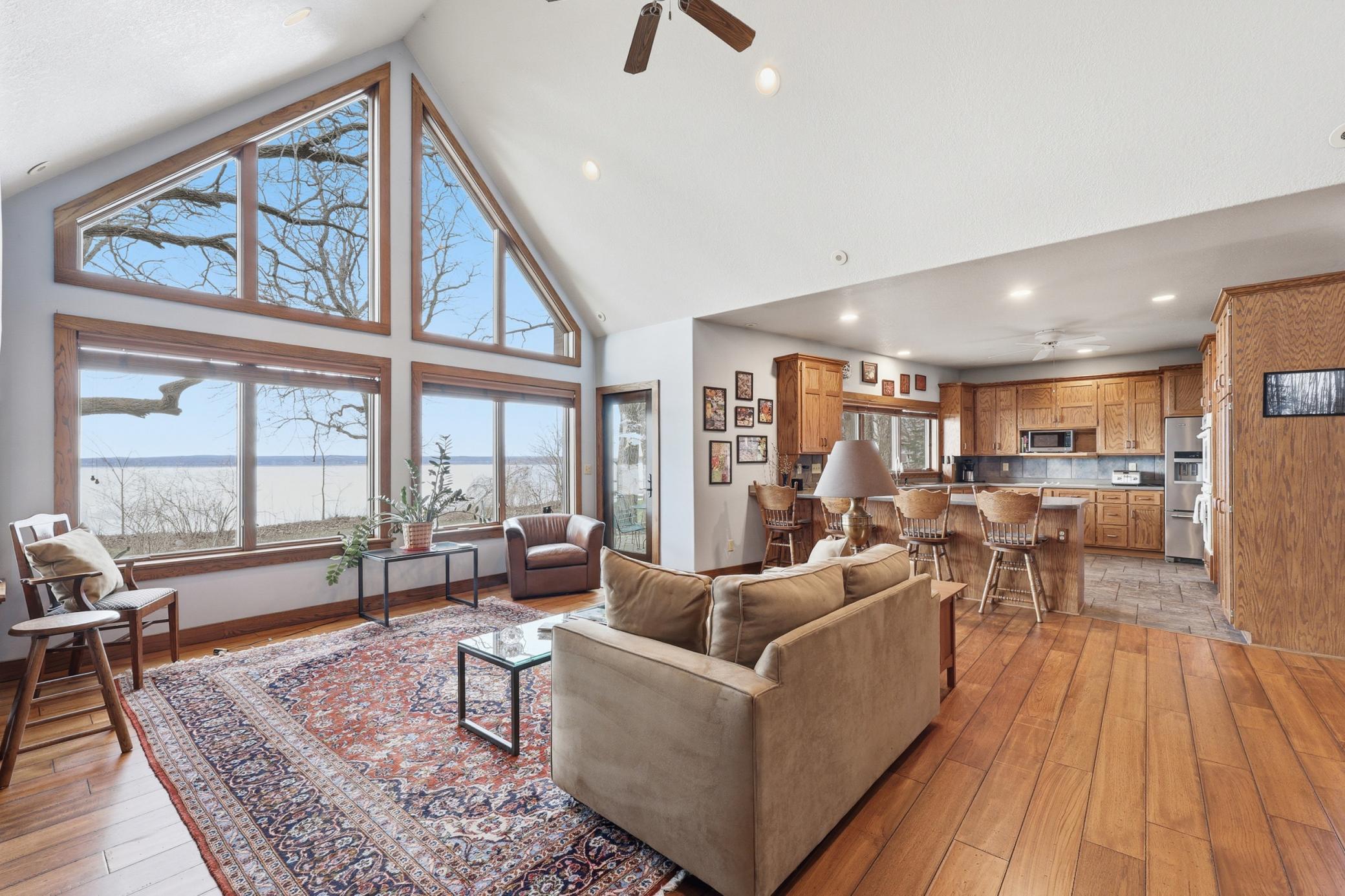 633 N Shore Drive
