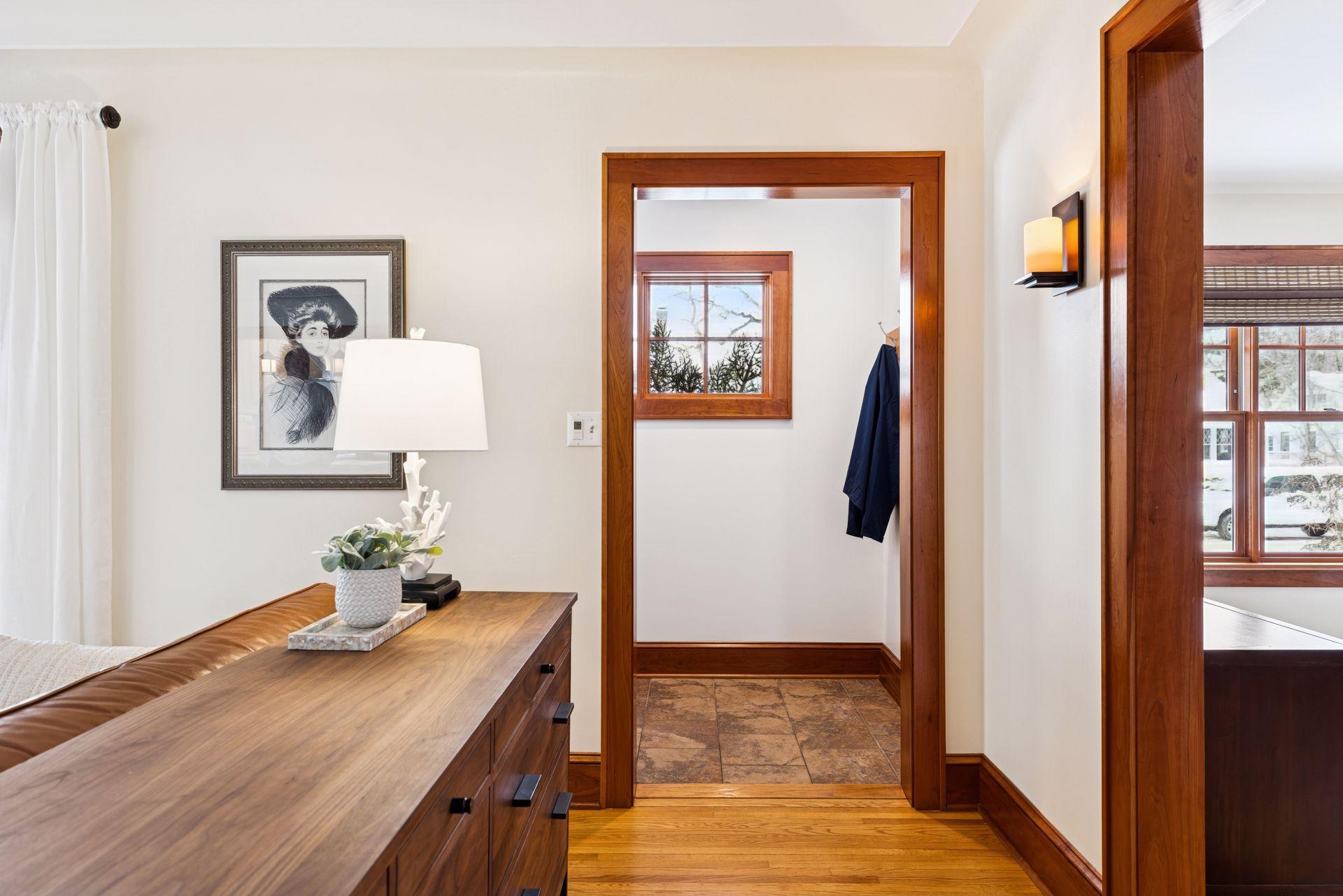 4825 Emerson Avenue S