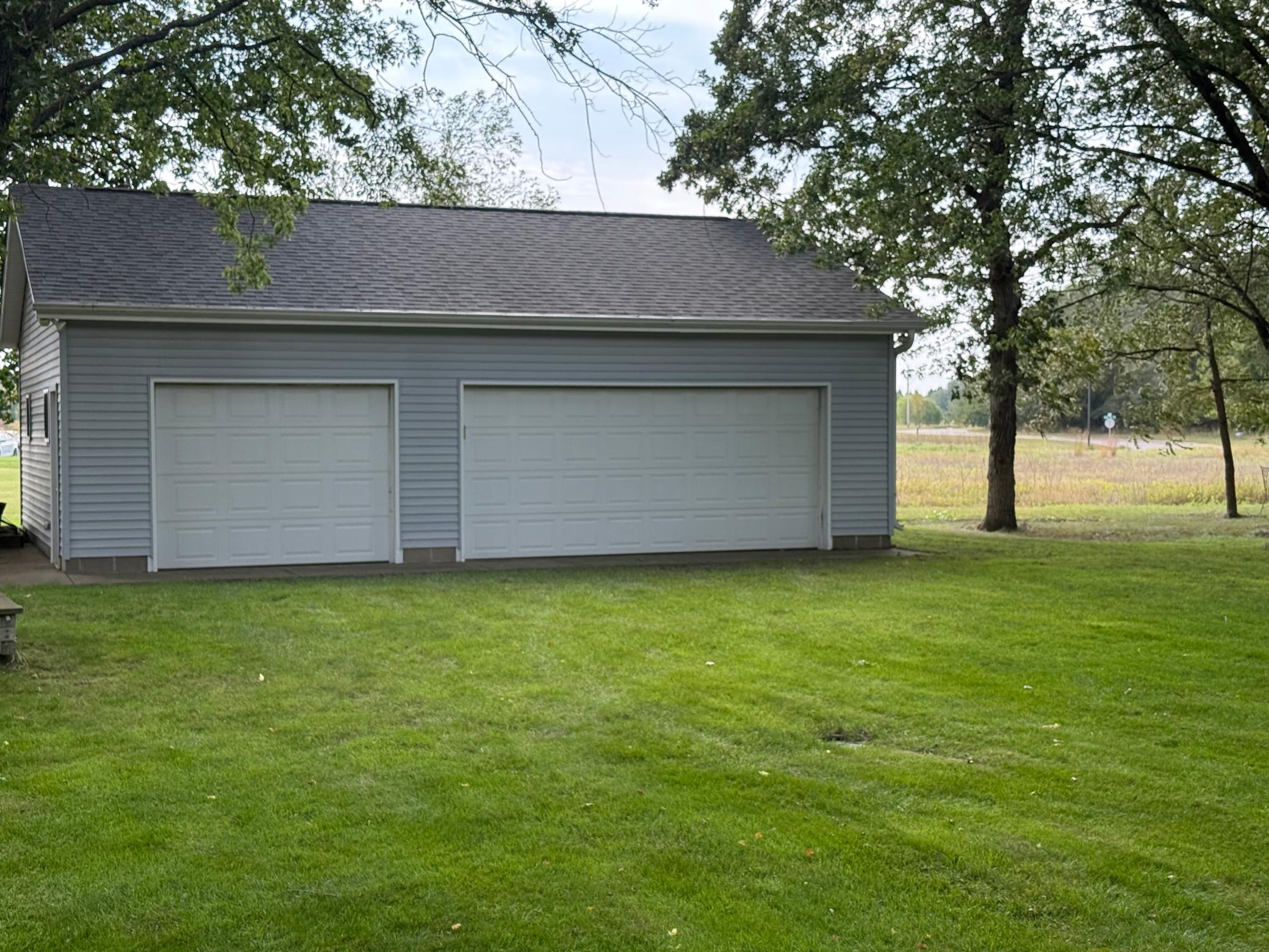 1128 Woodlawn Acres Drive