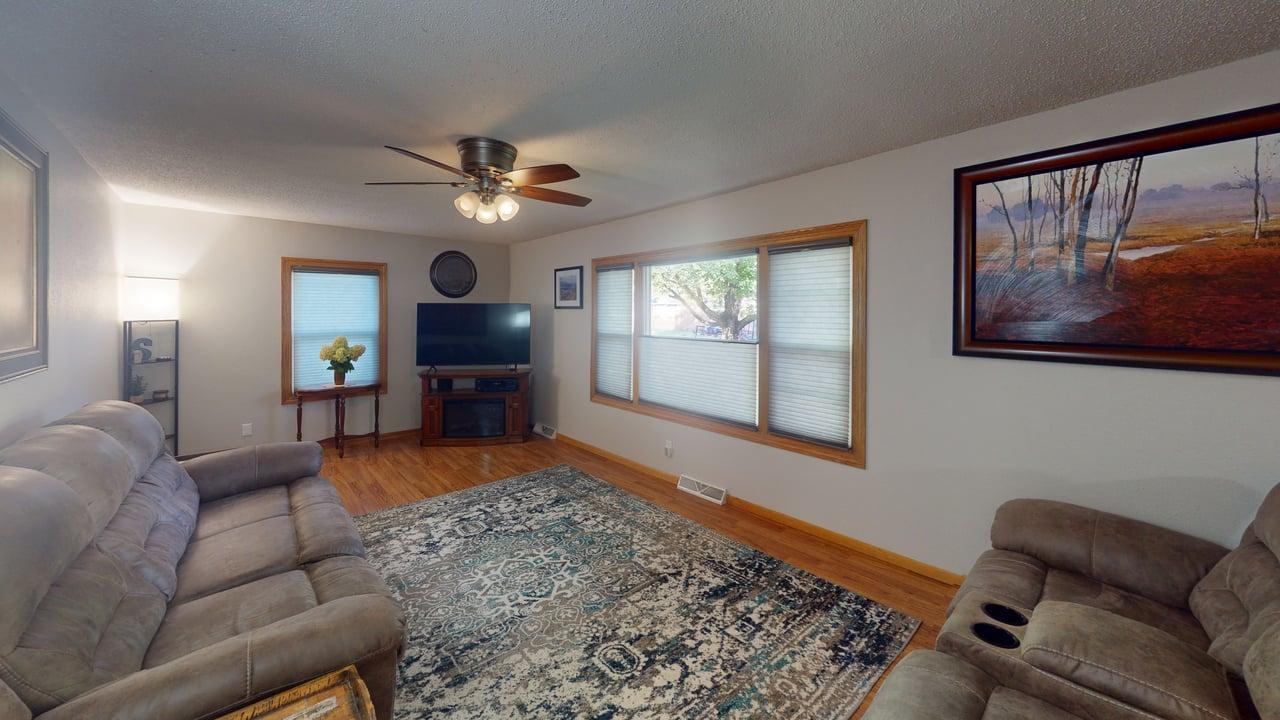 1128 Woodlawn Acres Drive