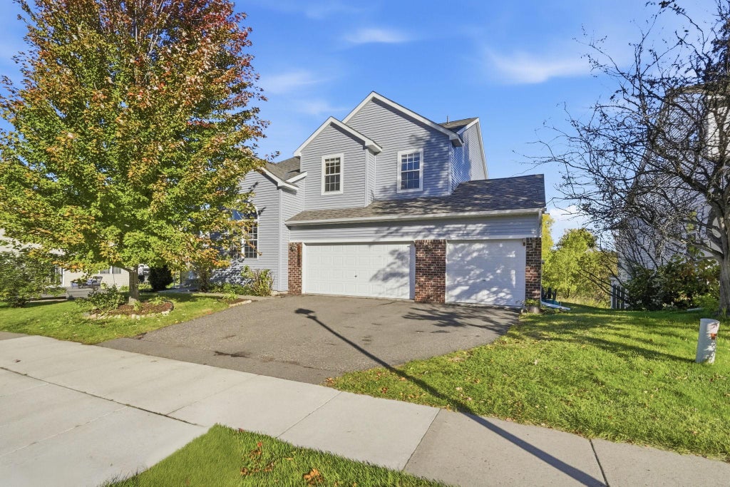 Photo of 17994 89th Place N, Maple Grove, MN 55311 (MLS # 7157402)