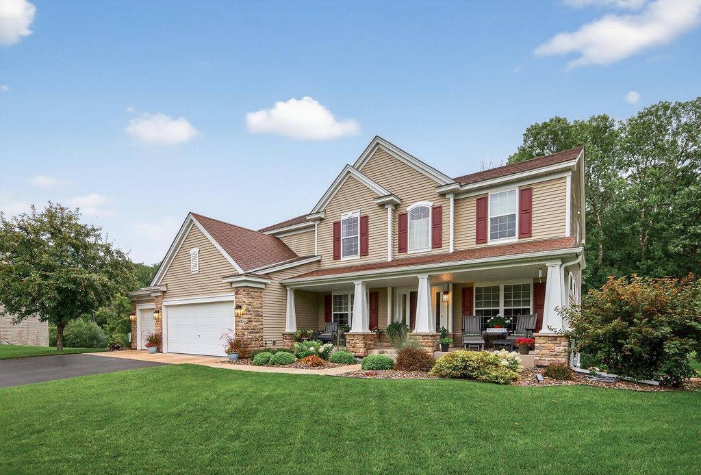 Photo of 6691 Timber Ridge Lane Court, Cottage Grove, MN 55016 (MLS # 6824744)