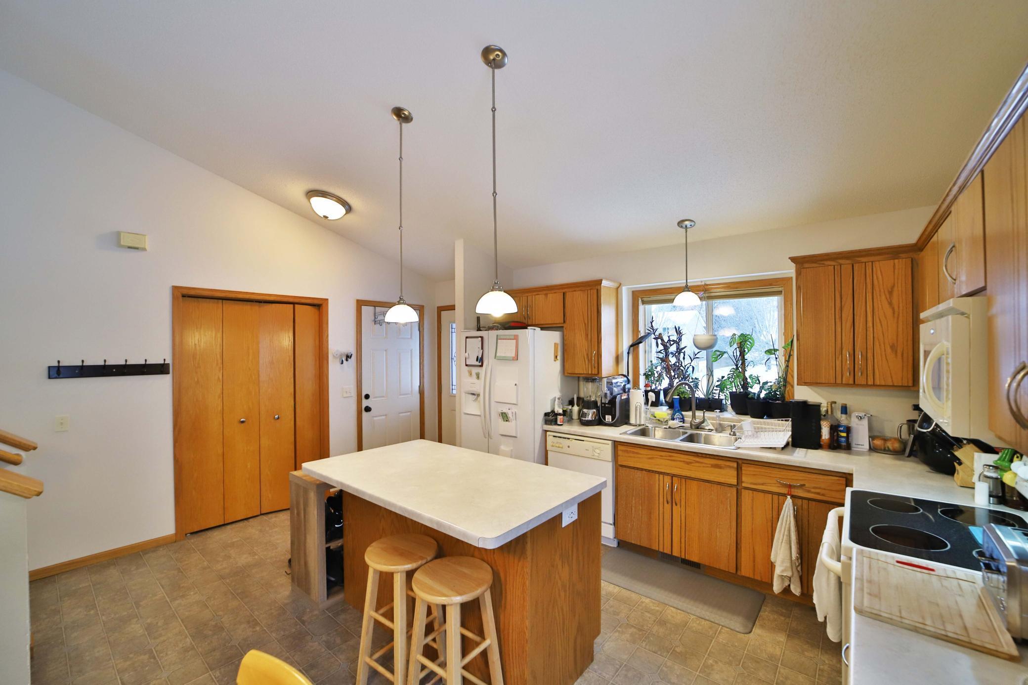 11312 Arlington Avenue