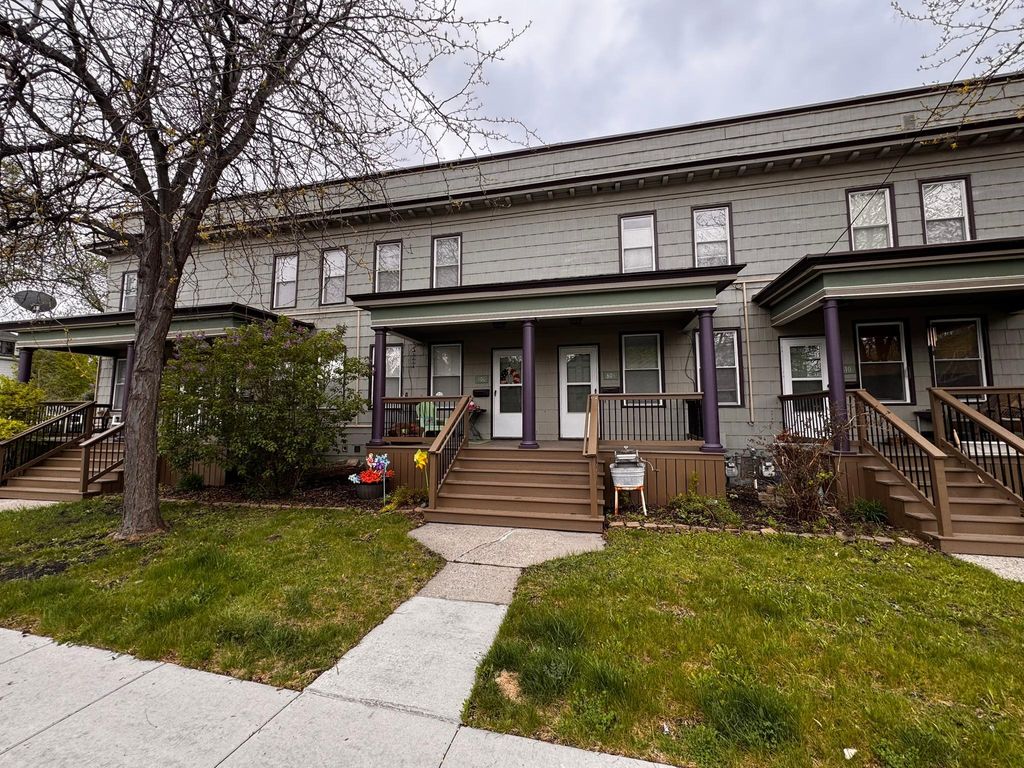Photo of 806 8th Street N #3, Fargo, ND 58102 (MLS # 7075822)