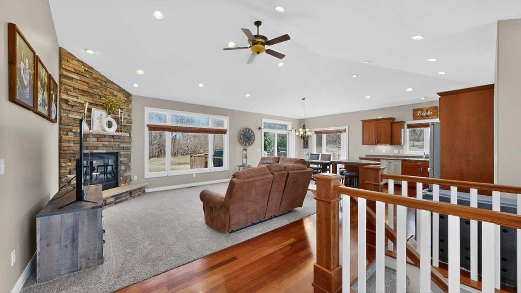 Photo of 1442 30th Street NW, Austin, MN 55912 (MLS # 7132171)