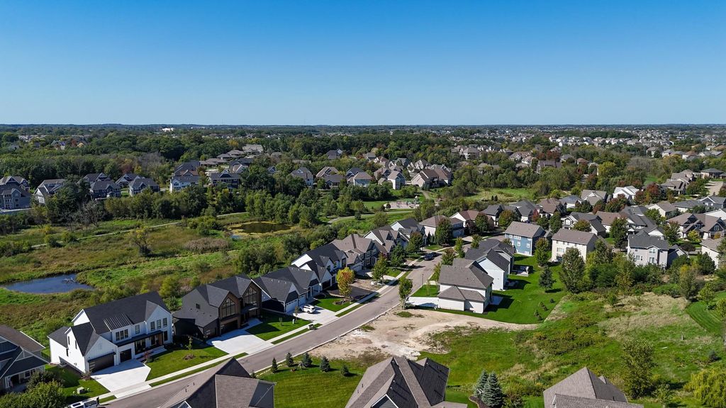 Photo of 5240 Polaris Lane N, Plymouth, MN 55446 (MLS # 7043168)