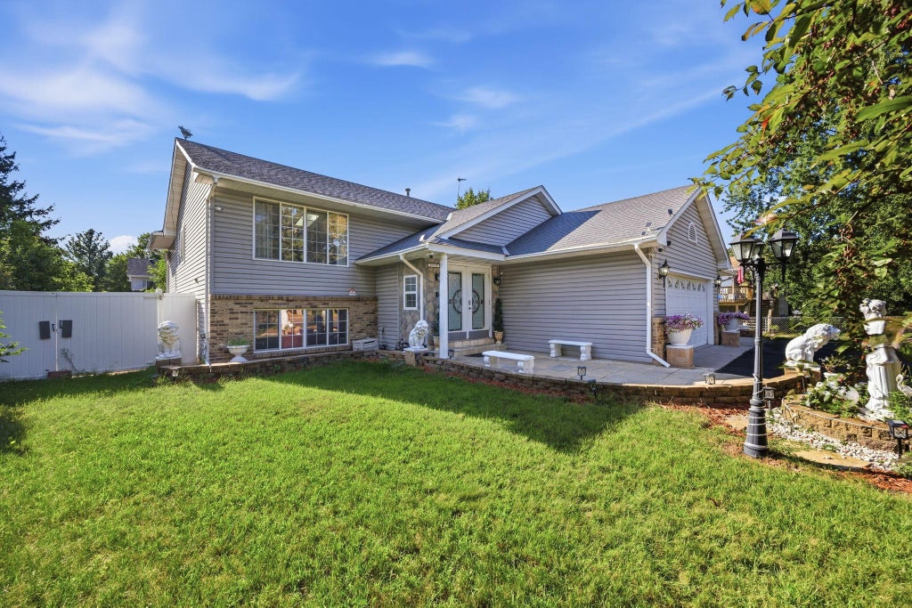 Photo of 38554 8th Avenue, North Branch, MN 55056 (MLS # 7134526)