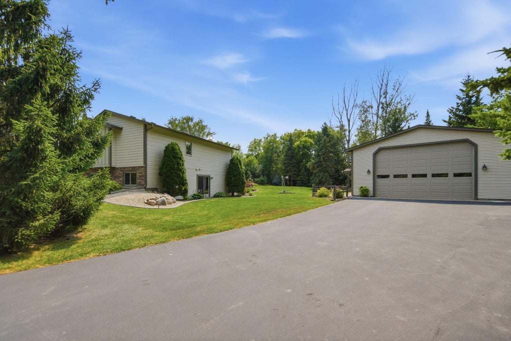 Photo of 5541 Quilley Avenue NE, Otsego, MN 55374 (MLS # 7146543)
