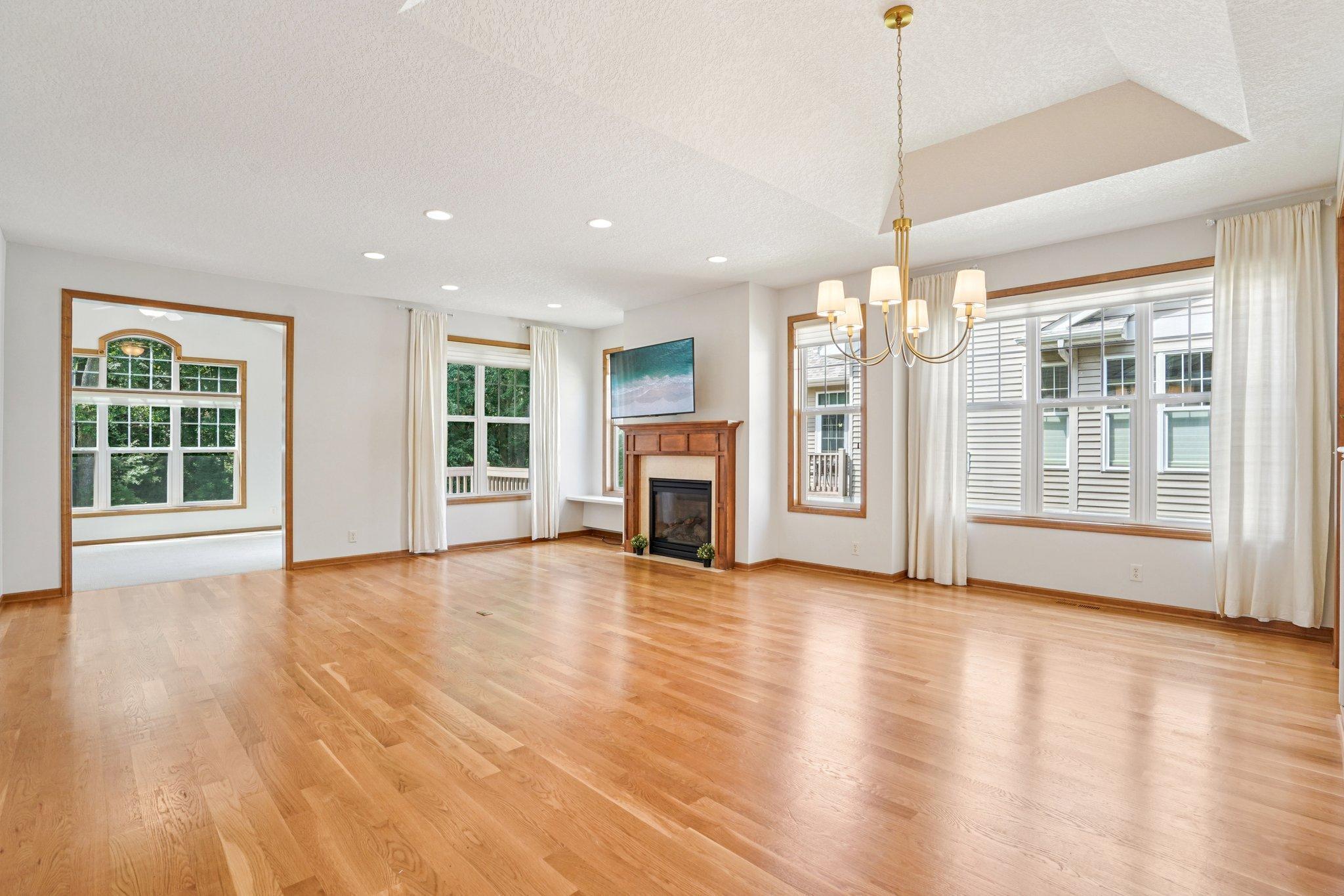 8981 Coffman Path