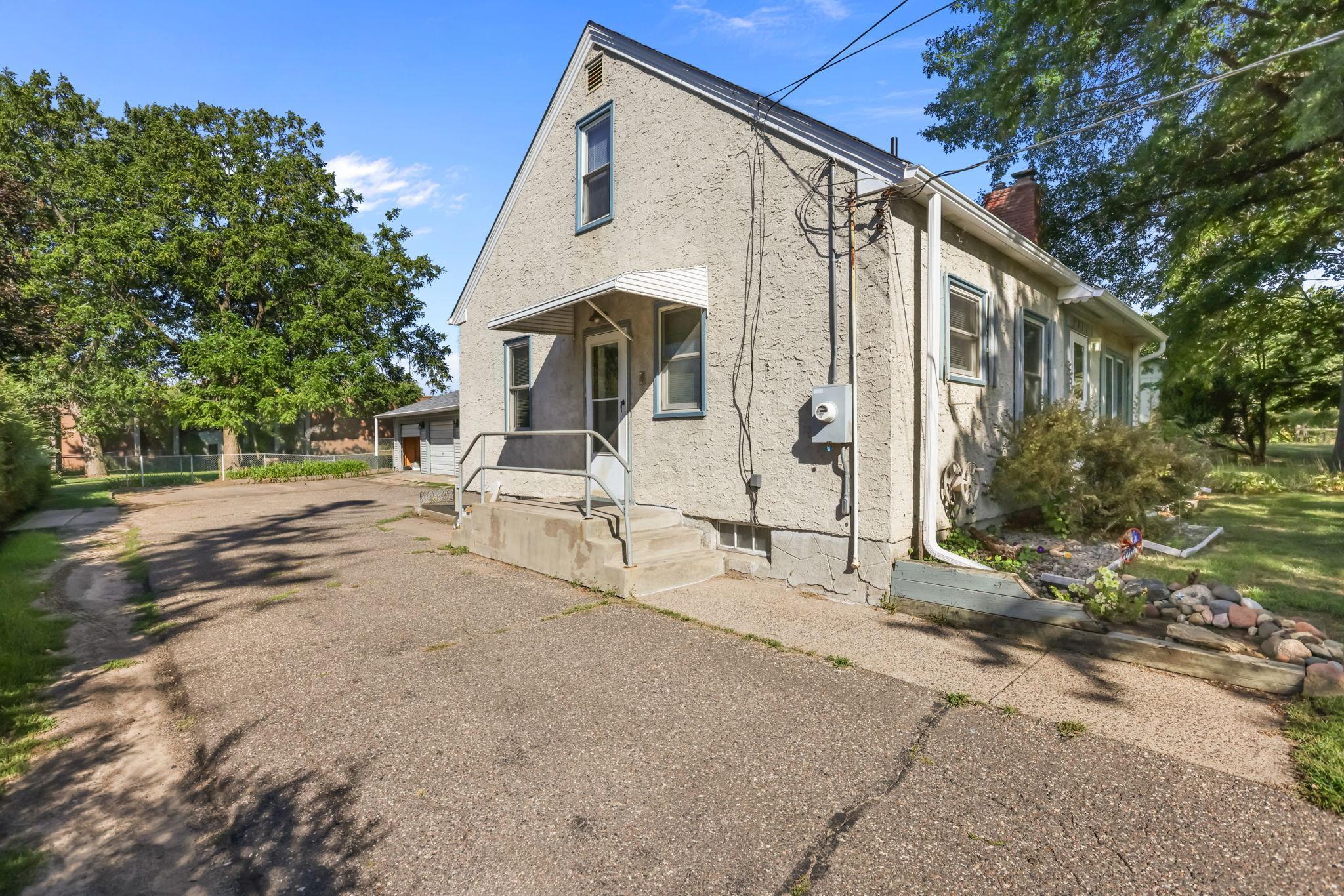 2811 Centerville Road