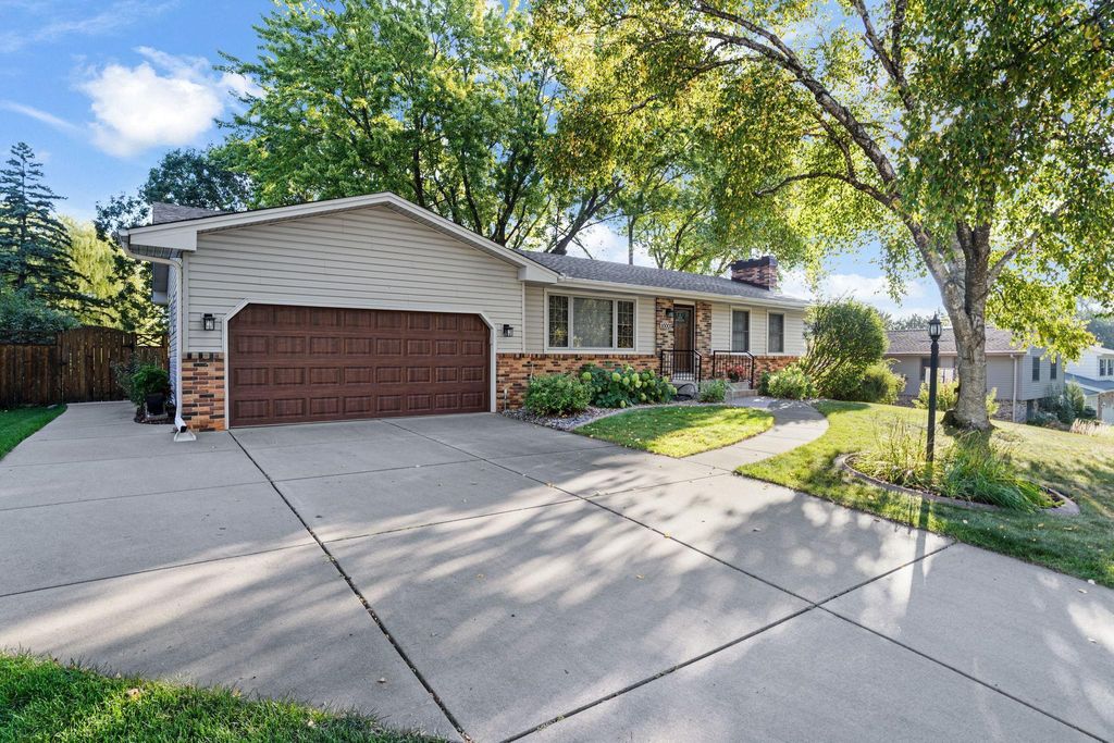 Photo of 10001 Morris Road, Bloomington, MN 55437 (MLS # 7014551)