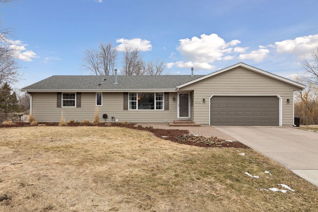 Photo of 9016 66th Avenue N, Brooklyn Park, MN 55428 (MLS # 7013916)