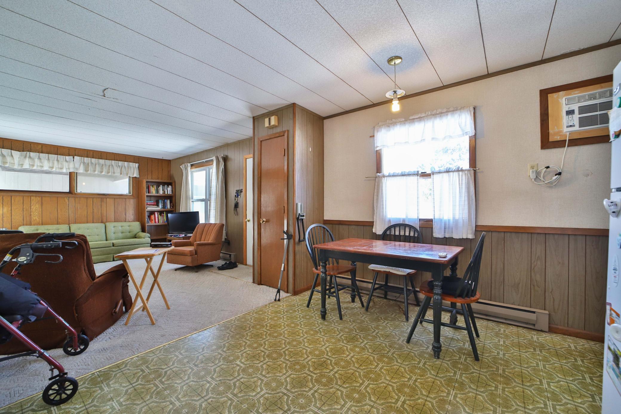 109 Velkommen Street NE