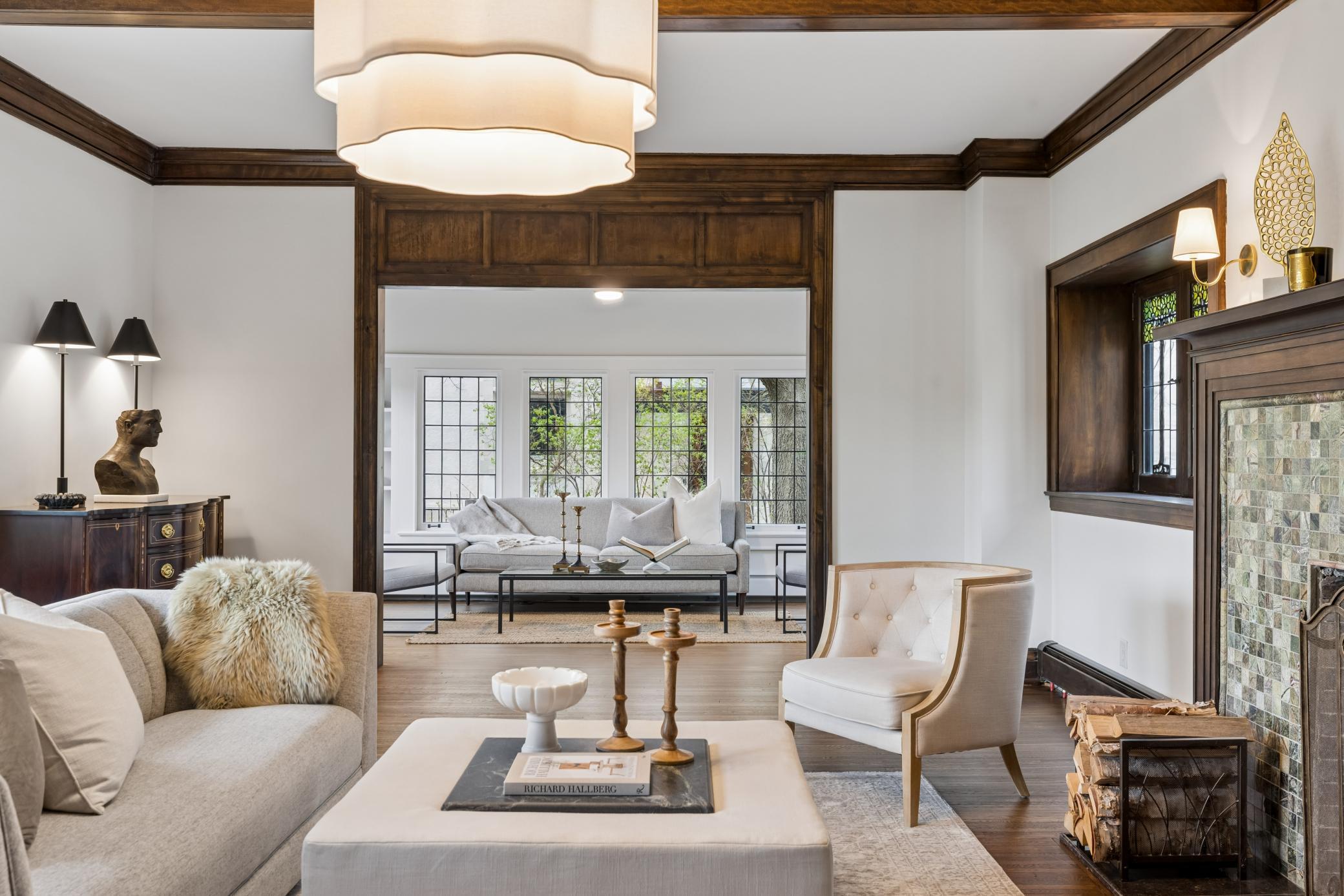 2204 W Lake Of The Isles Parkway