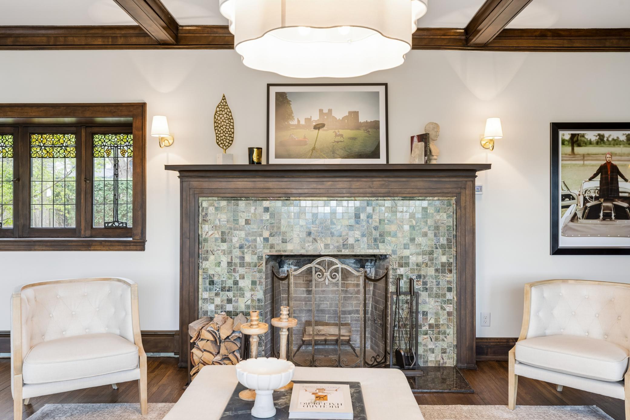 2204 W Lake Of The Isles Parkway