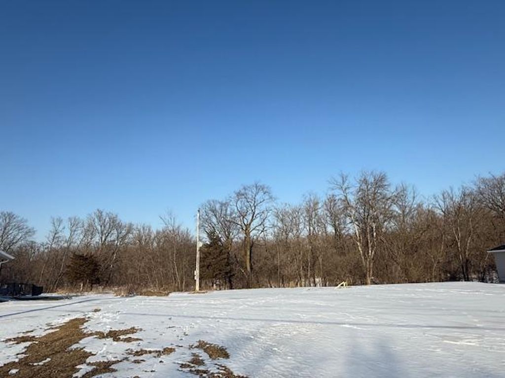 Photo of 916 Jefferson Drive, Zumbrota, MN 55992 (MLS # 7018346)