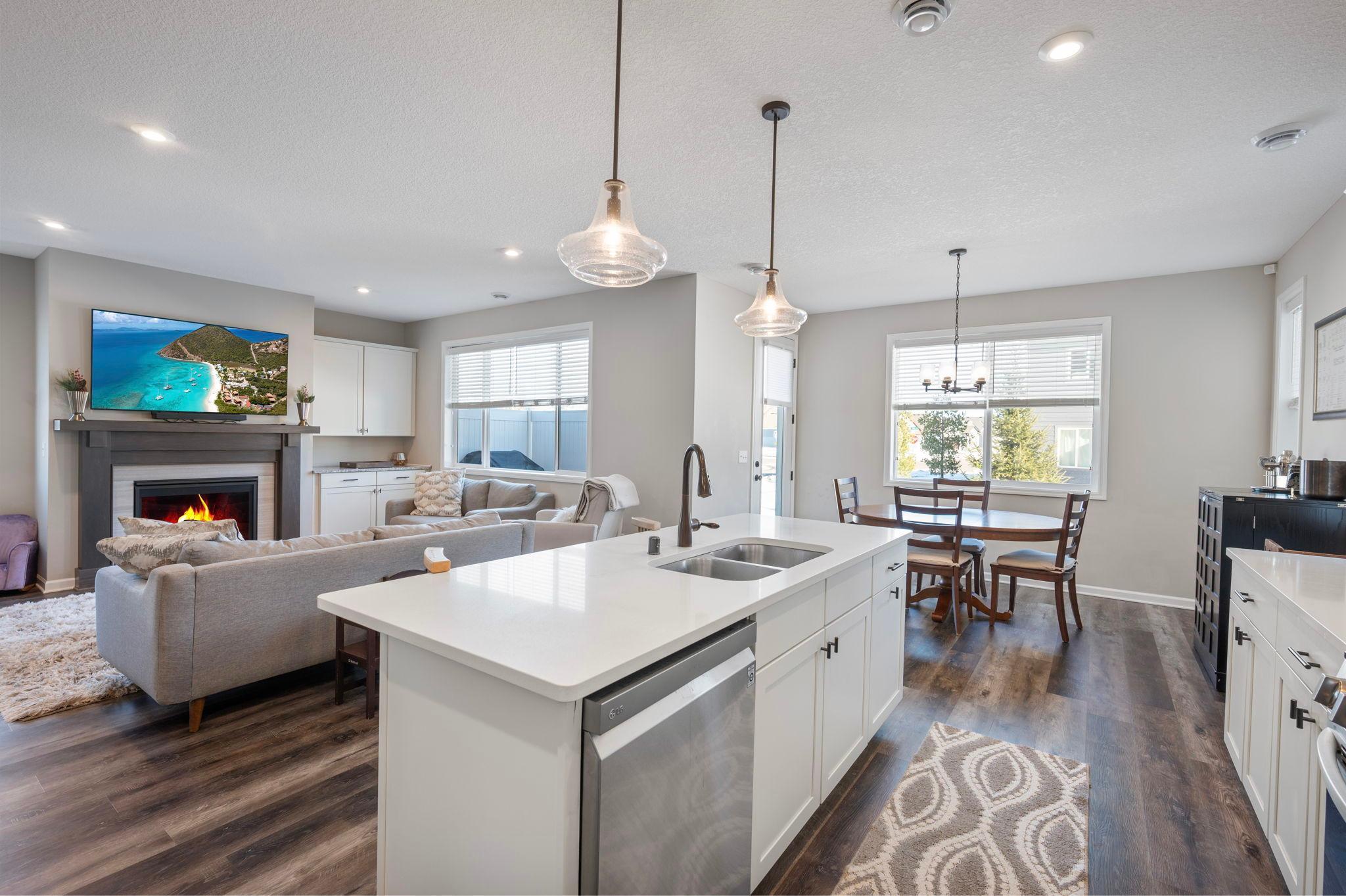 9965 Avocet Street NW