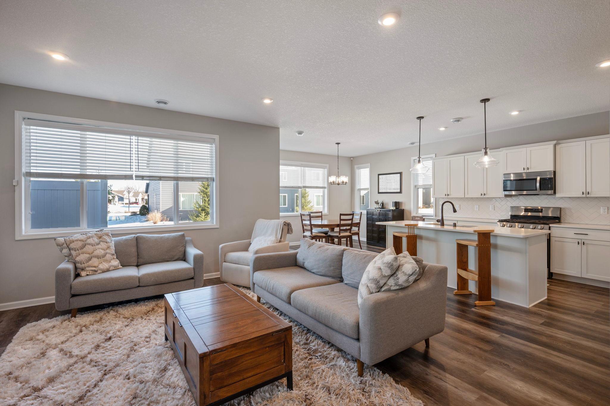 9965 Avocet Street NW