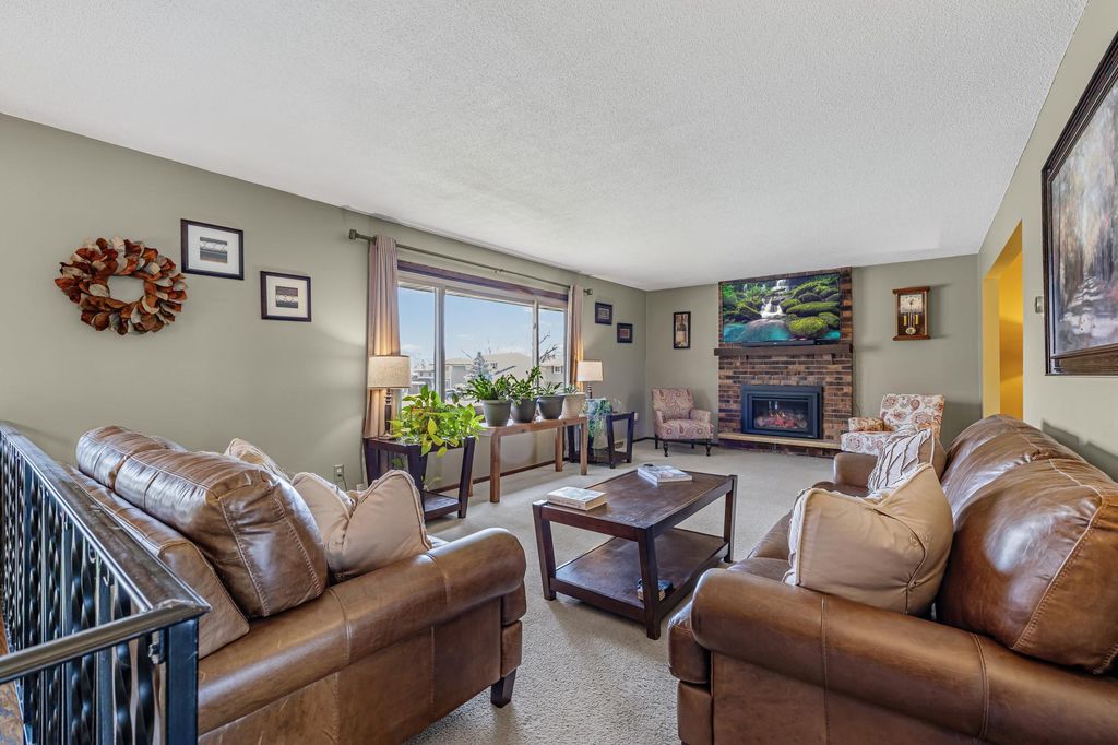 Photo of 3219 Flag Avenue N, New Hope, MN 55427 (MLS # 7052264)