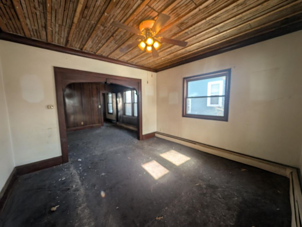 Photo of 1135 Geranium Avenue E, Saint Paul, MN 55106 (MLS # 7007154)