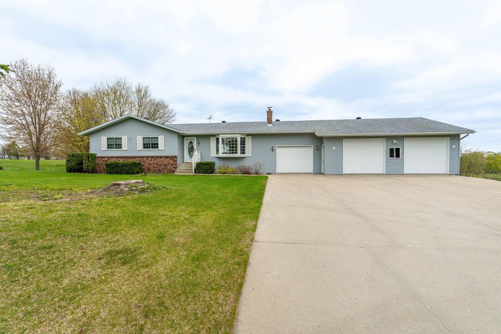 Photo of 16990 River Oaks Boulevard, Fergus Falls, MN 56537 (MLS # 7072649)