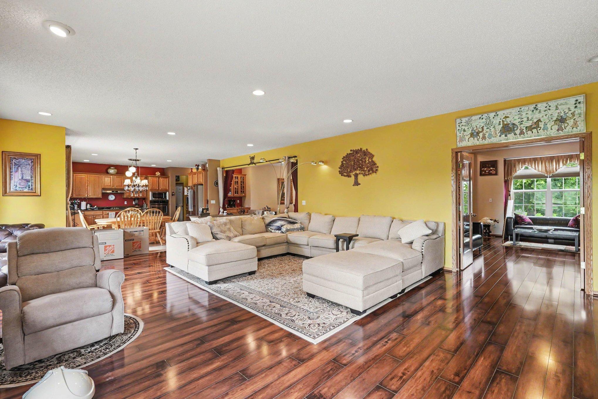 6452 Pheasant Hills Drive
