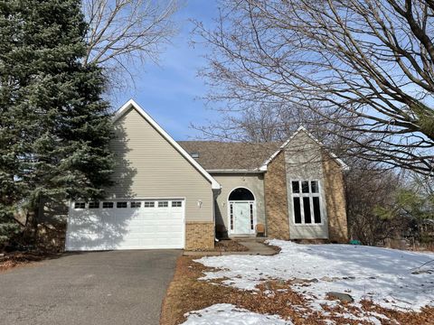 8948 Pinehurst Road Woodbury MN 55125