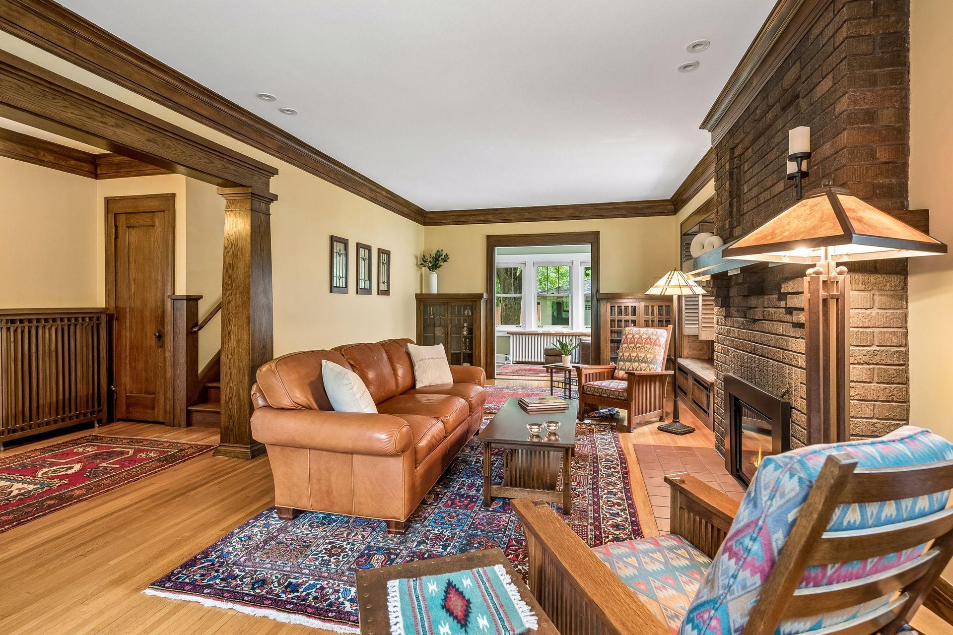 4711 Dupont Avenue S