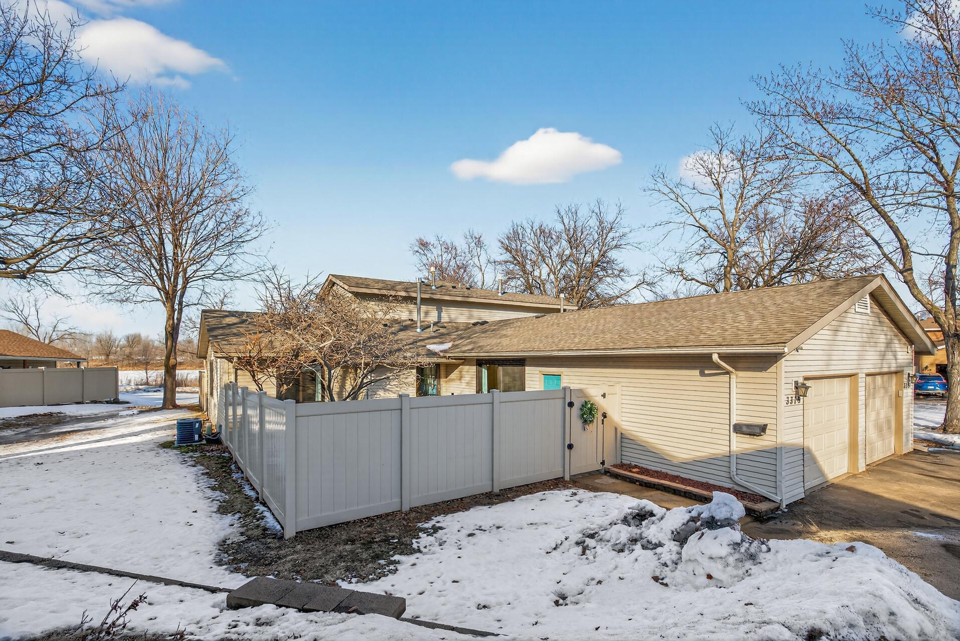 3319 Lower 67th Street E -
