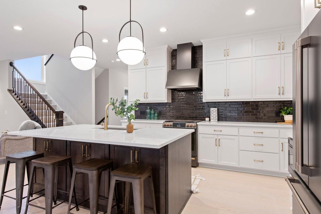 Photo of 636 Parkside Court, Eagan, MN 55123 (MLS # 6532040)